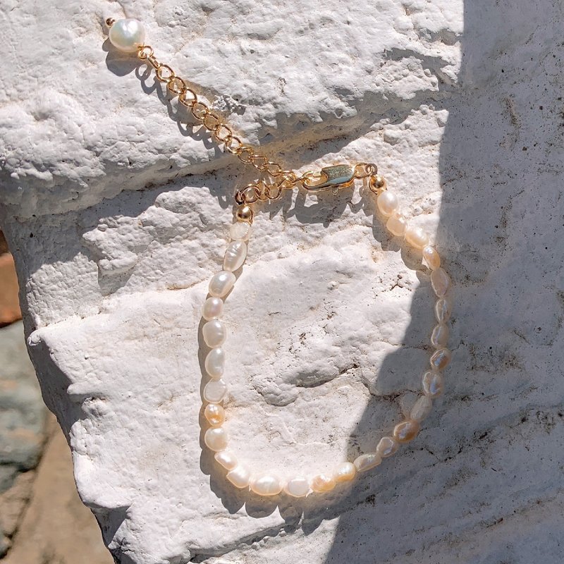 【瑕疵特賣】天然淡水珍珠簡約手鍊 Pearls Basic Bracelet - 手鍊/手環 - 珍珠 白色