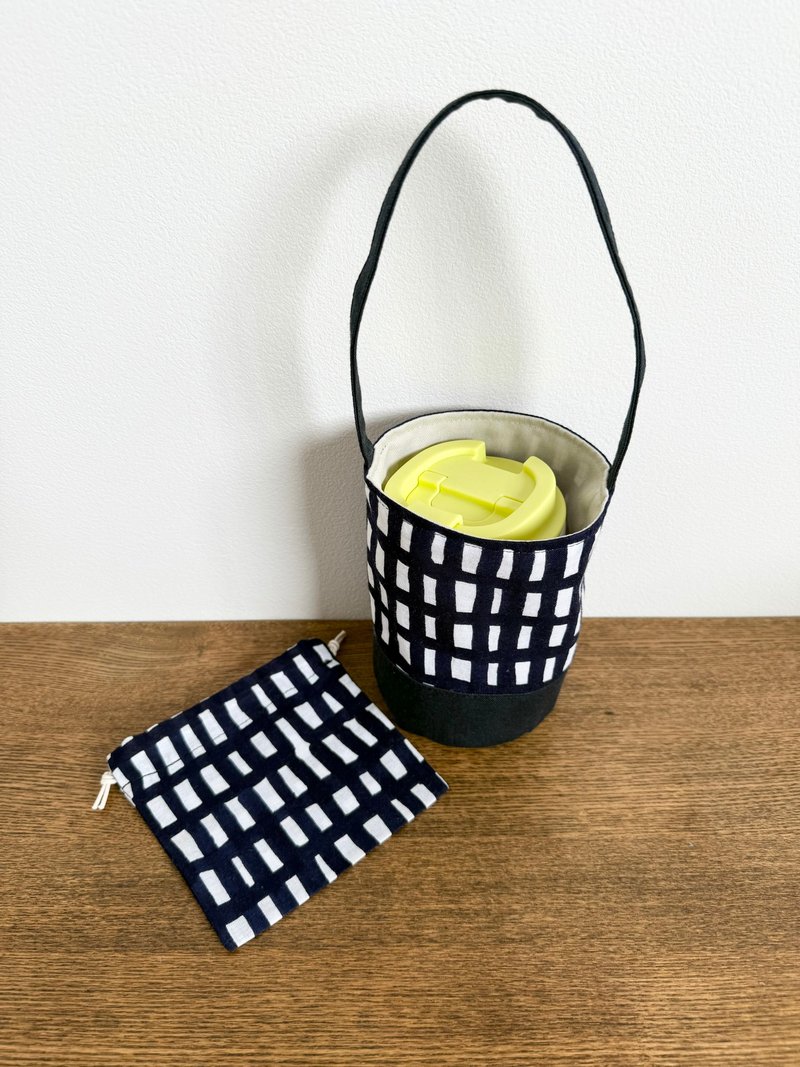 Drink bag Mina Perhonen Sora Check Tenugui Handmade - Beverage Holders & Bags - Cotton & Hemp Blue