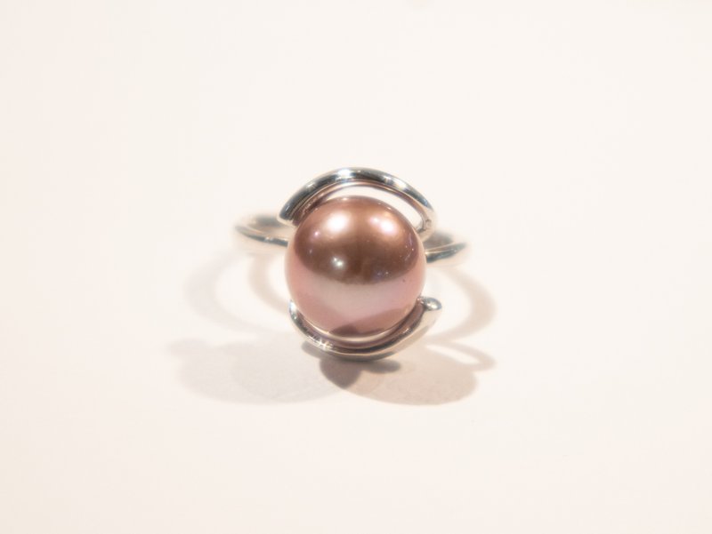 925純銀10.7mm天然淡水珍珠天然開心果色紐帶閃石戒指 - 戒指 - 珍珠 咖啡色