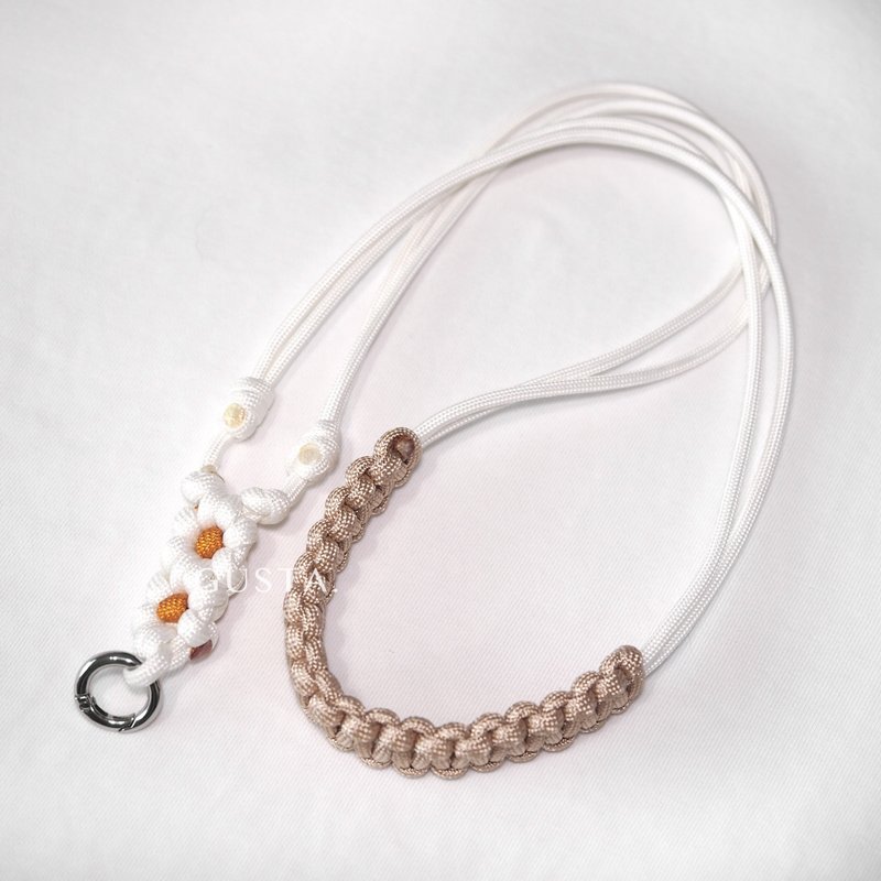 【Gusta. Weaving】Version 1.0 small flower woven mobile phone lanyard mobile phone strap with mobile phone hanging piece - เชือก/สายคล้อง - ไนลอน หลากหลายสี