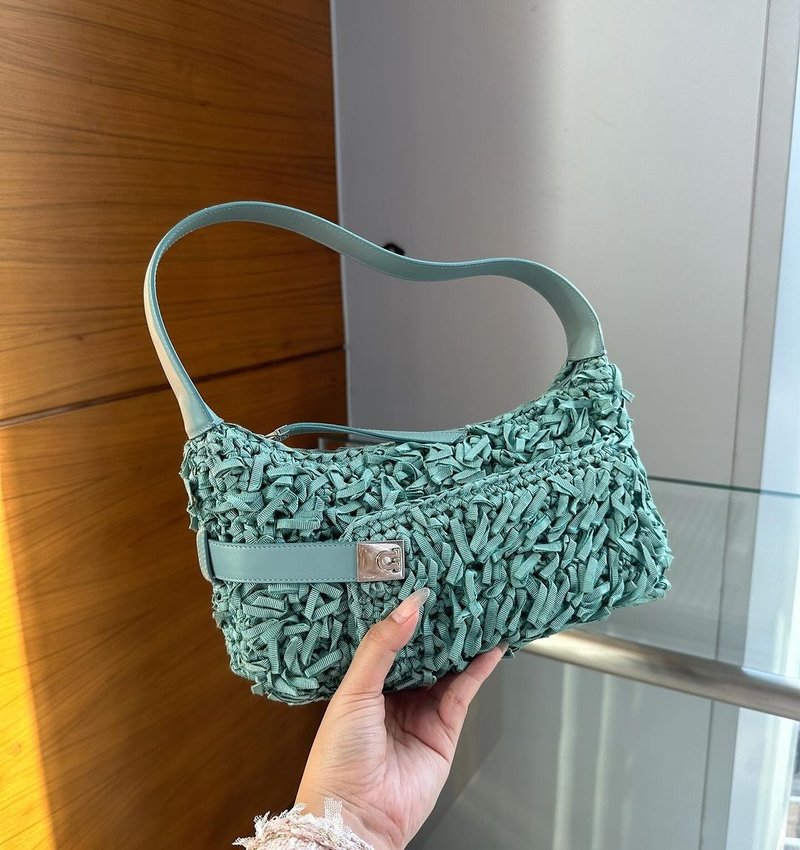 中古包 Ferragamo菲拉格慕 天藍色彩帶水餃包 - 手提包/手提袋 - 其他材質 藍色