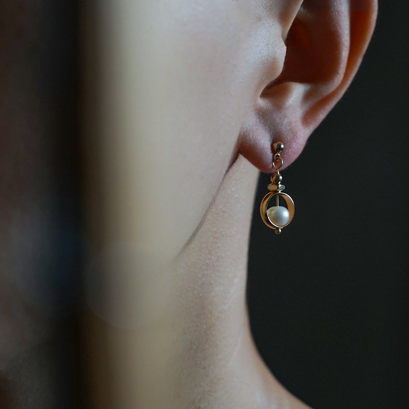 珍珠原點耳環 - 可製作夾式 - 耳環/耳夾 - 珍珠 黑色