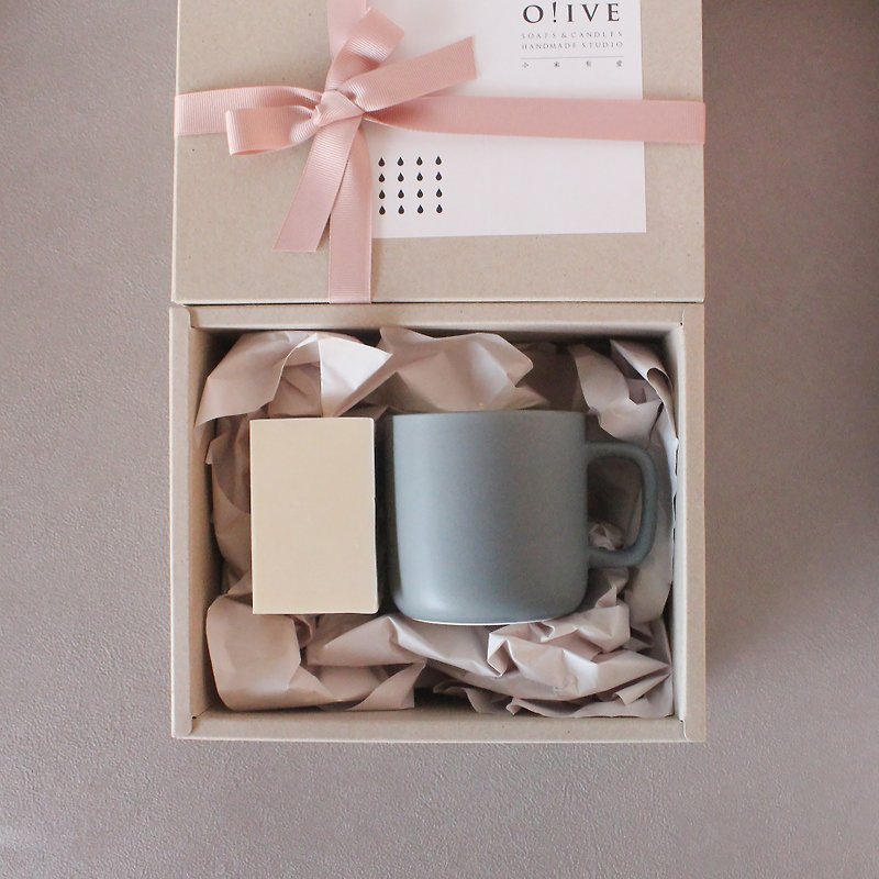 [Customized] Qiemu| Soap and soy candle cup handmade gift box-Fragrance bath gift box Cypress handmade soap - Soap - Eco-Friendly Materials 