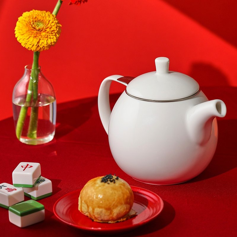 【節日送禮】美國FORLIFE圓潤茶壺-白 - 茶壺/茶杯/茶具 - 瓷 白色