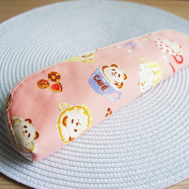Lovely [Japanese cloth] CAFE cat bear garland tableware bag, pencil case, pink 23-24 cm chopsticks - Chopsticks - Cotton & Hemp Pink