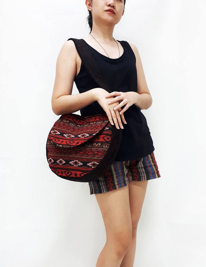 Handmade bag Woven Cotton Bag Women bag Shoulder bag Crossbody Bag Colorful - 其他 - 棉．麻 紅色