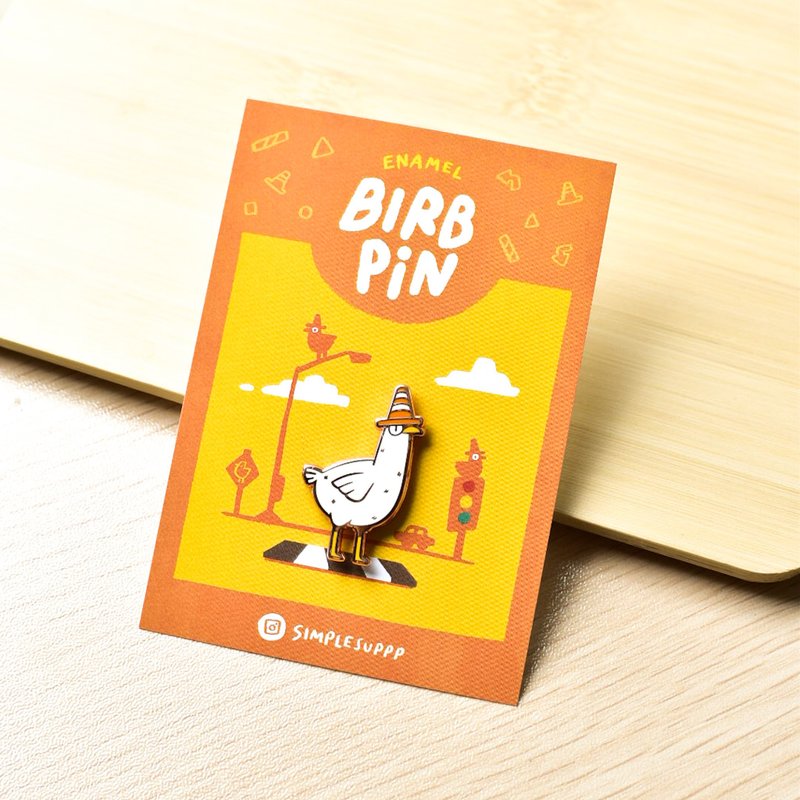 Cone Birb hard enamel pin - 徽章/別針 - 其他金屬 橘色