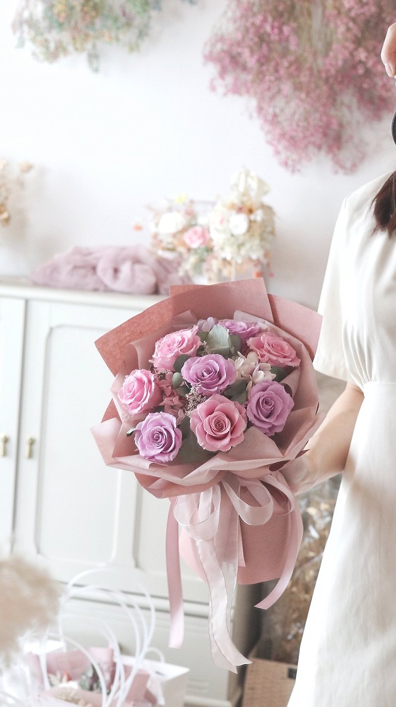 9朵永生大玫瑰俄羅斯風格花束-紫粉色 - 乾燥花/永生花 - 植物．花 