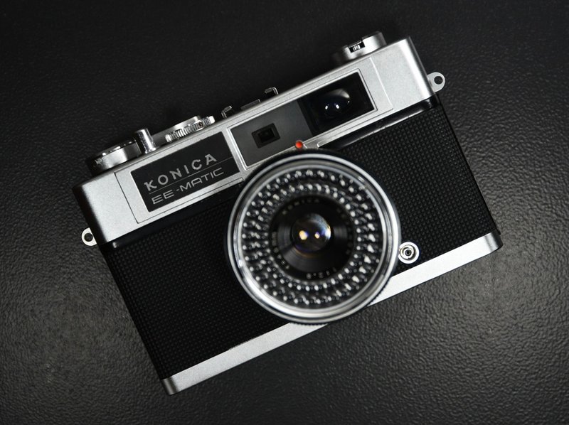 【經典古物】柯尼卡 Konica EE-Matic Deluxe 旁軸相機 底片相機 - 相機/拍立得/底片相機 - 其他金屬 