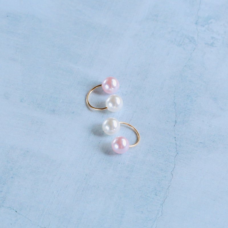 14kgf Swarovski Pearl White & Cherry Blossom Color 2Way Ear cuff - 耳環/耳夾/耳骨夾 - 貴金屬 粉紅色