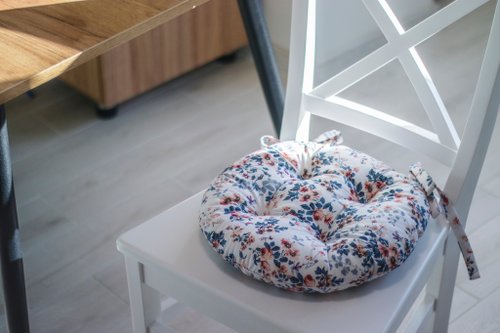 Cushions chairs, U-shape chair cushion, pads for chairs, chair cushion with  ties - Shop Kmardll Pillows & Cushions - Pinkoi