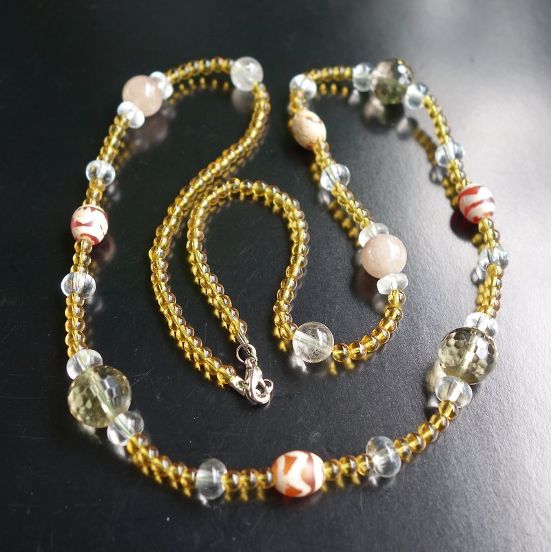 Natural pink crystal necklace natural crystal pink crystal tiger tooth dzi glass bead old thread bead agate