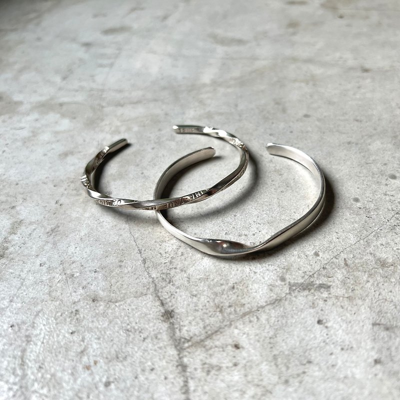 [Customized] Couple Bracelet・Sterling Silver Handmade Mobius Bracelet - สร้อยข้อมือ - เงินแท้ สีเงิน
