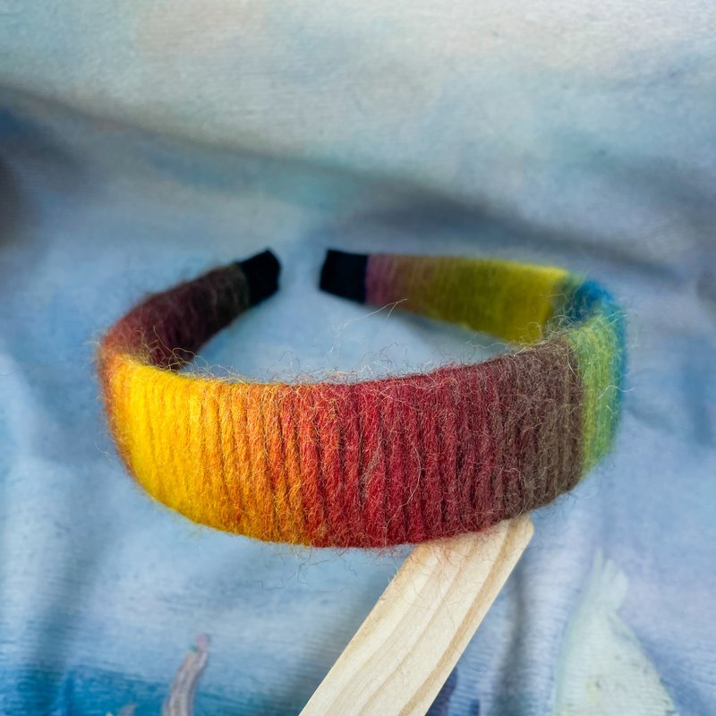 Hand-shaped decompression headband - Daqiufeng red - Headbands - Wool 