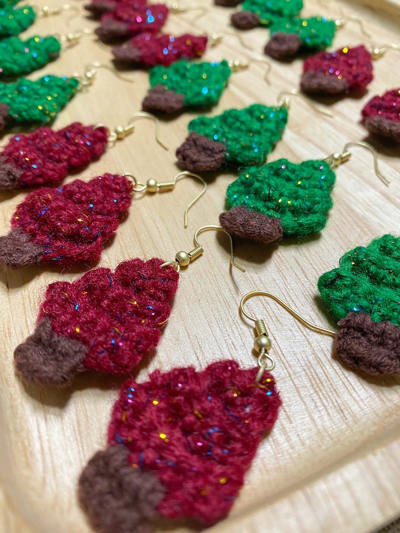 [DIY Material Pack] Limited Christmas | Shiny Christmas Tree Crochet Earring Material Pack - Knitting, Embroidery, Felted Wool & Sewing - Other Materials Red