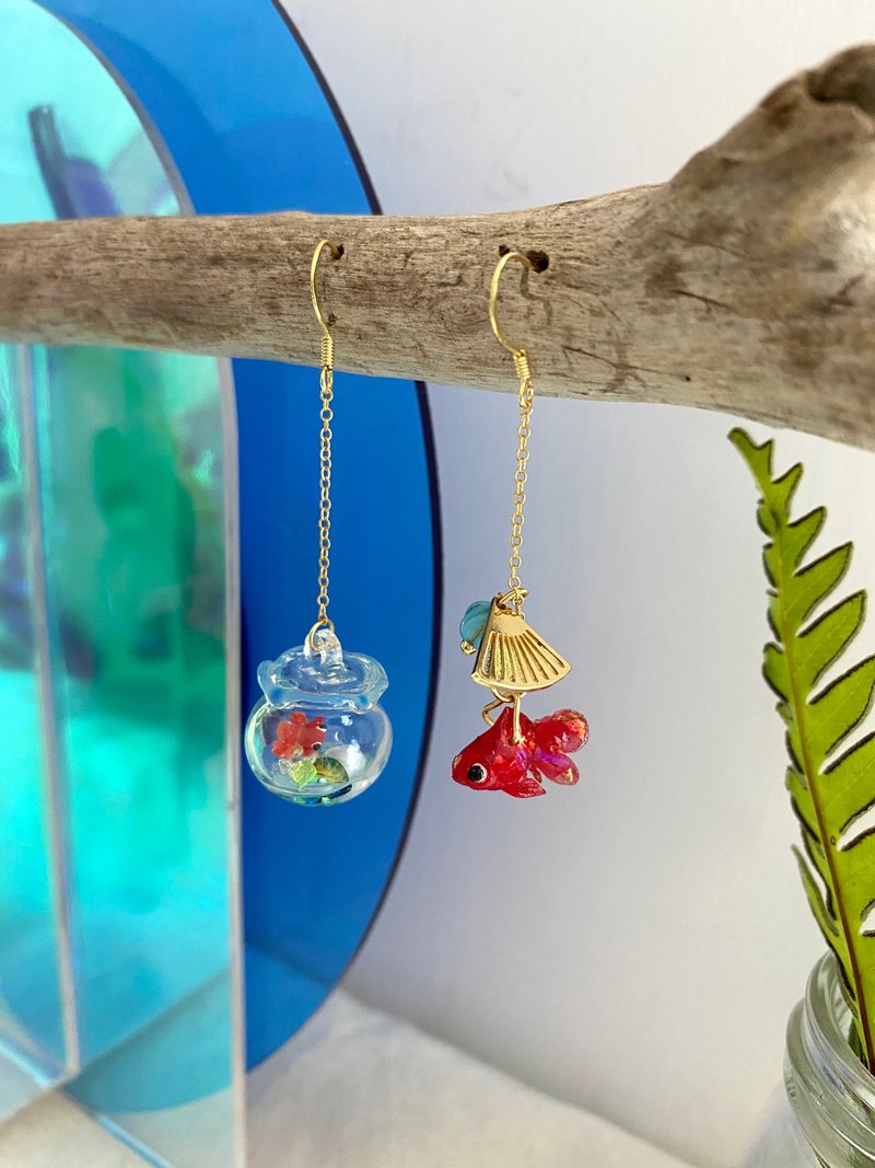小金魚丶魚缸、耳鈎、耳夾 - 耳環/耳夾/耳骨夾 - 樹脂 多色