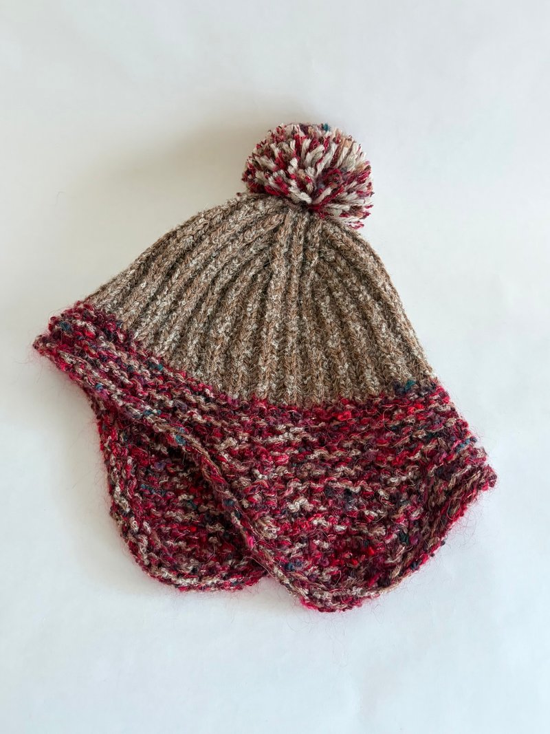 手工編織遮耳帽 紅棕混色款 - 帽子 - 羊毛 