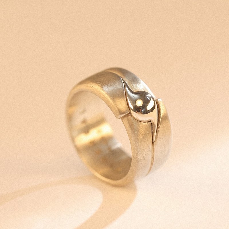 Inlaid whirlwind ball frosted texture wide ring silver925 - แหวนทั่วไป - เงินแท้ สีเงิน