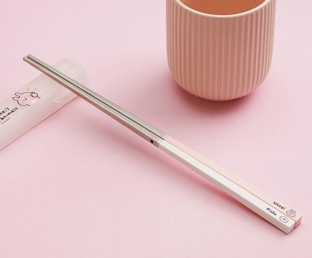 Chopsticks contact new arrivals