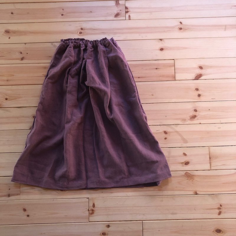 Autumn colors now available Thick Belgian Linen tuck skirt in azuki bean color - กระโปรง - ผ้าฝ้าย/ผ้าลินิน 