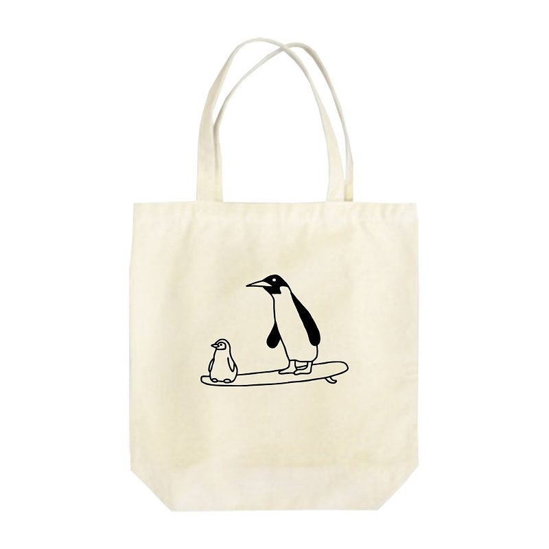 Surf Penguin Tote Bag - กระเป๋าถือ - ผ้าฝ้าย/ผ้าลินิน ขาว