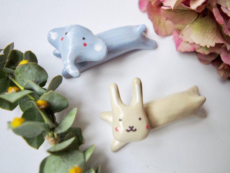 森セラミックスの箸ホルダー小動物 - ゾウとウサギの友人段落 - 花瓶・植木鉢 - 陶器 ホワイト