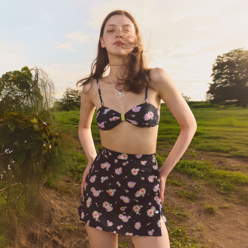 Aprilpoolday / FIONA WRAP SKIRT IN DAISIES - 裙子/長裙 - 其他材質 多色