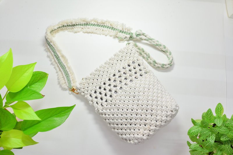 拉鏈袋口的編織鞋背包DIY材料包 - 編織/刺繡/羊毛氈/縫紉 - 棉．麻 