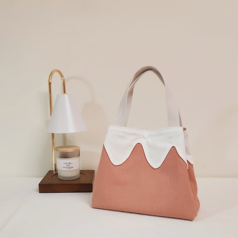 Fuji mountain handbag - กระเป๋าถือ - ผ้าฝ้าย/ผ้าลินิน 