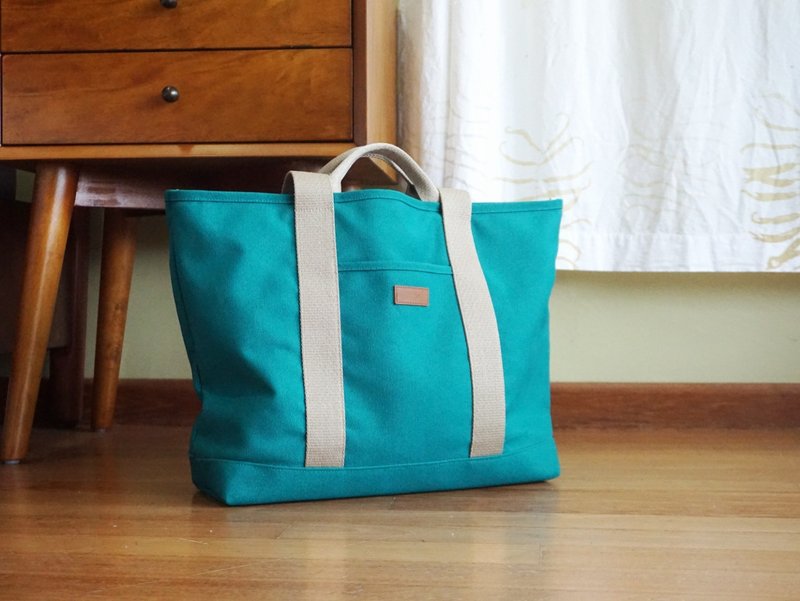 Canvas weekender tote bag in turquoise, 19 inch holiday beach tote, carryall bag - 手提包/手提袋 - 棉．麻 綠色