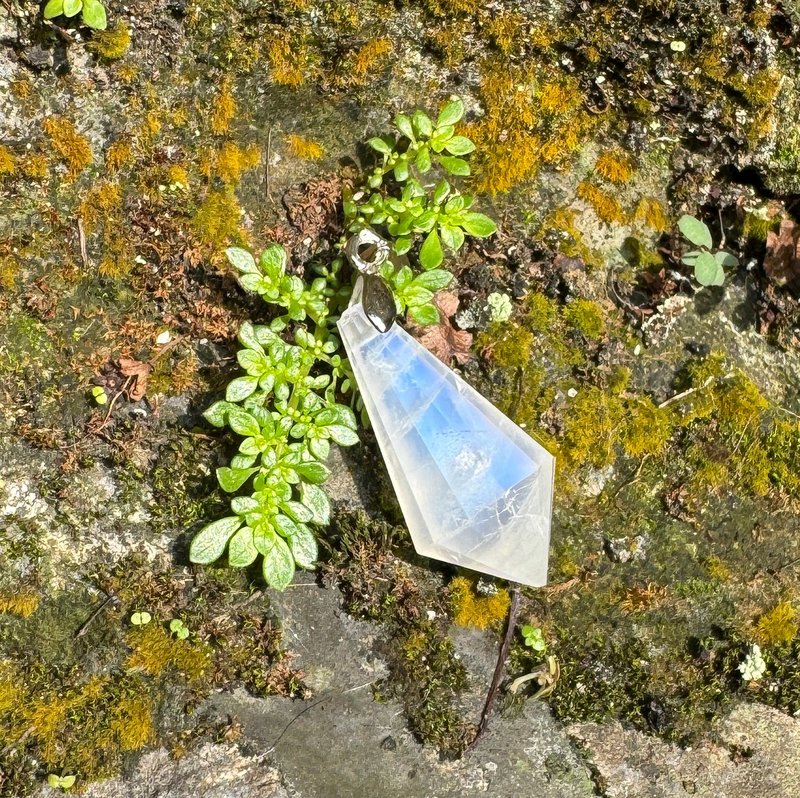 NO.89 稀有絕美 彩虹光 藍月光石 藍色光暈 靈擺 項鍊 吊墜 - 項鍊 - 半寶石 多色