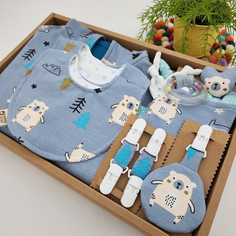 Six-piece set of cute bear knitted cotton most practical items for full-month gift, exclusively handmade - ของขวัญวันครบรอบ - ผ้าฝ้าย/ผ้าลินิน หลากหลายสี