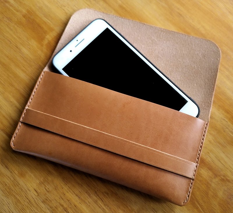 Handmade Leather iPhone pouches case for iphone 7 plus, iphone 8 plus, iphone x - 手機殼/手機套 - 真皮 咖啡色