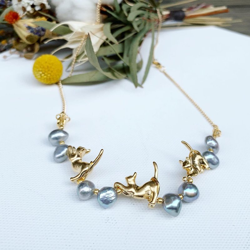 _Natural silver gray cat bracelet_Necklace activity dual-purpose design 1plus1 series - Necklaces - Pearl Silver