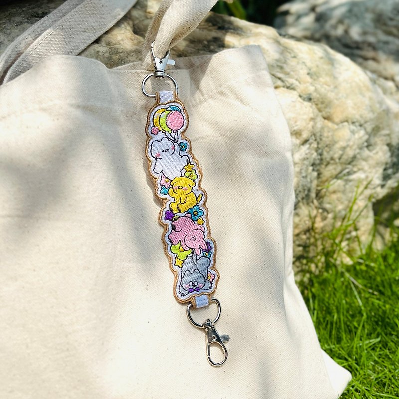 [Social Animal Little Bear Pocket] Social Animal Little Friend Double Button Embroidered Strap Charm/Keychain - Charms - Cotton & Hemp Multicolor