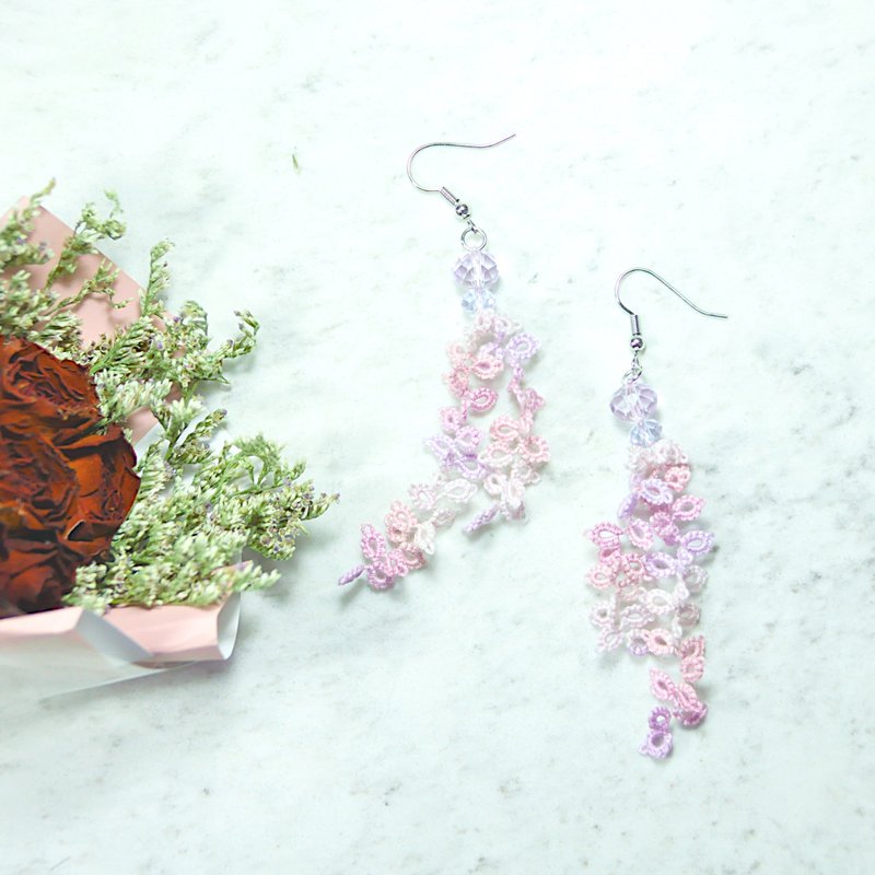 【訂製】紫藤花 耳環 Tatting Wisteria Flower Earrings - 耳環/耳夾/耳骨夾 - 繡線 紫色