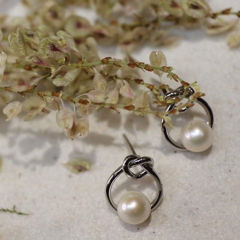 [Luo Shan Qingxing] Freshwater Pearl Earrings | Summer Solstice Pearls - ต่างหู - ไข่มุก 