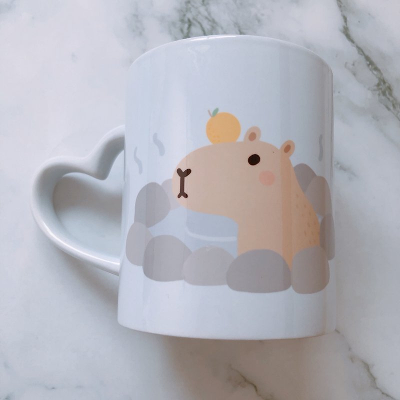 Capybara mug love handle