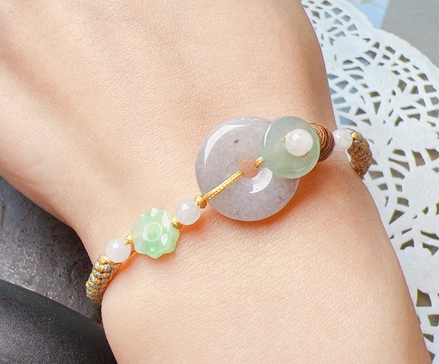 【古の守護、平安を紡ぐ】翡翠 平安扣（へいあんこう） 古の守護、平安を紡ぐ】翡翠 平安扣（へいあんこう）