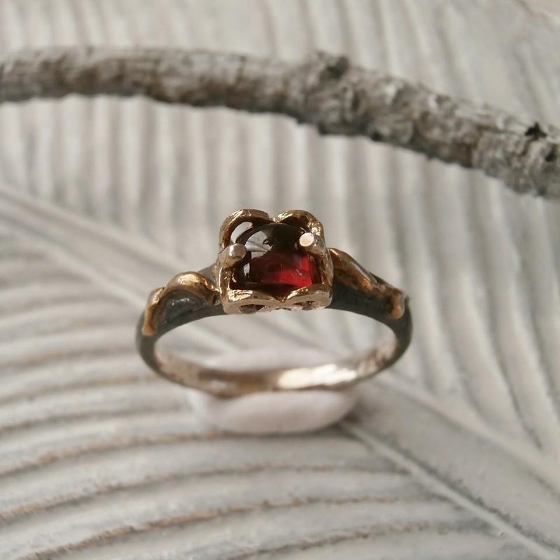 ガーネットのリング - 戒指 - 其他金屬 紅色