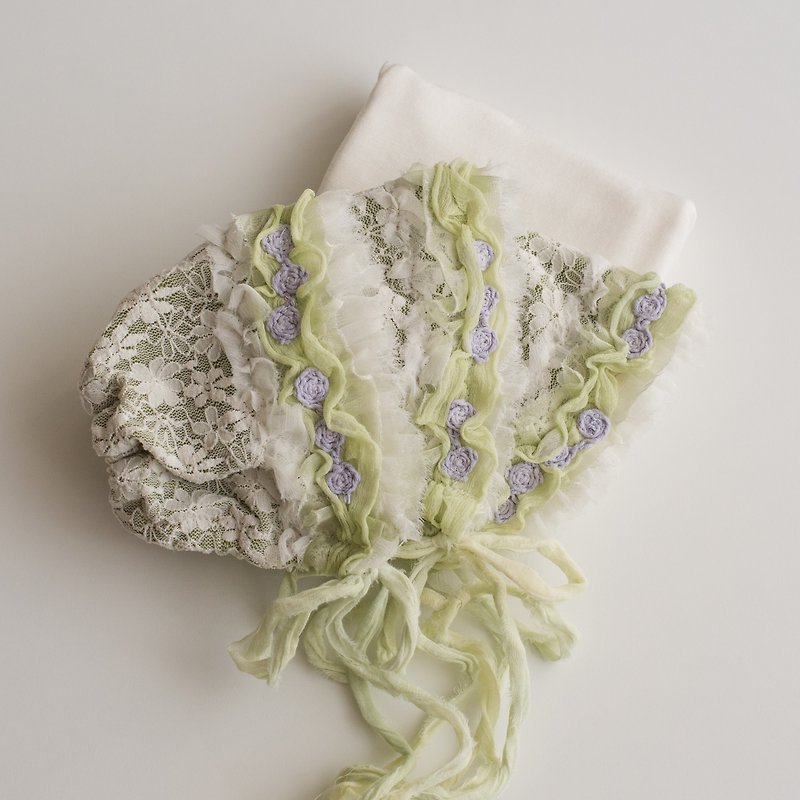 Newborn lace bonnet and wrap - Baby Accessories - Polyester Green