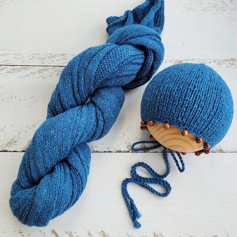 Blue tweed wrap with hat. Newborn photo props. - 嬰兒手鍊/飾品 - 羊毛 藍色