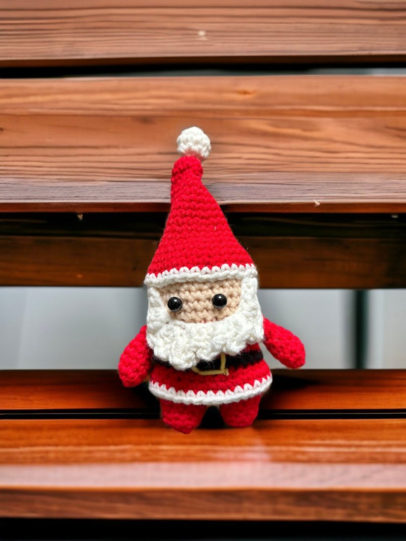 Hand knitted Santa Claus - ตุ๊กตา - งานปัก สีแดง