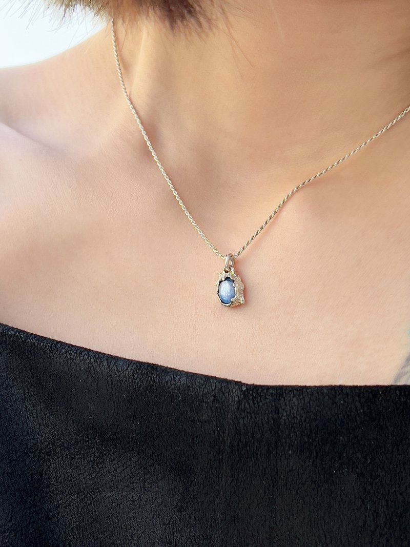 Mi·Blurred Fluid Necklace | Stone Aquamarine Black Backbone - Necklaces - Sterling Silver Silver