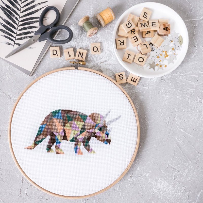 Triceratops Cross Stitch PDF Pattern 十字繡 - 編織/刺繡/羊毛氈/縫紉 - 其他材質 