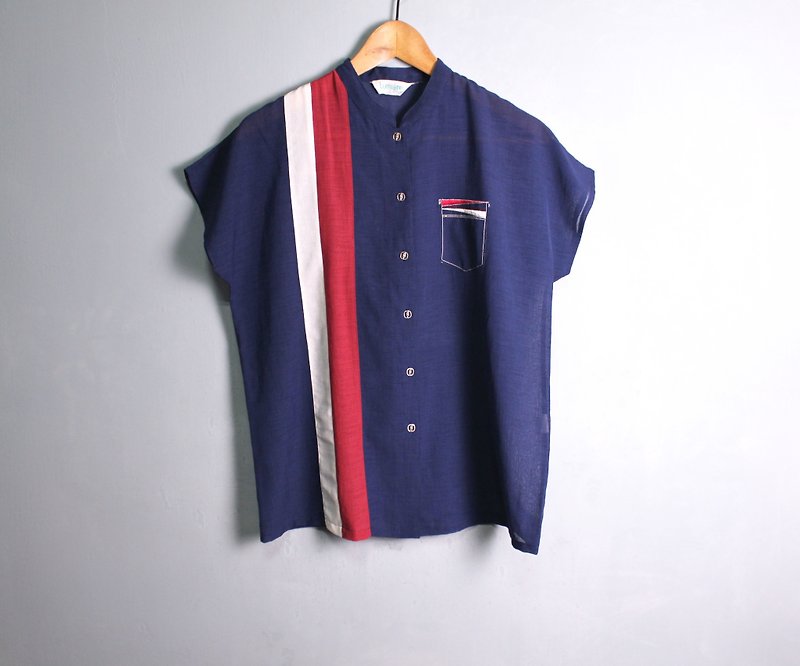 FOAK vintage red, white and blue color matching small pocket top - Women's Tops - Other Materials 