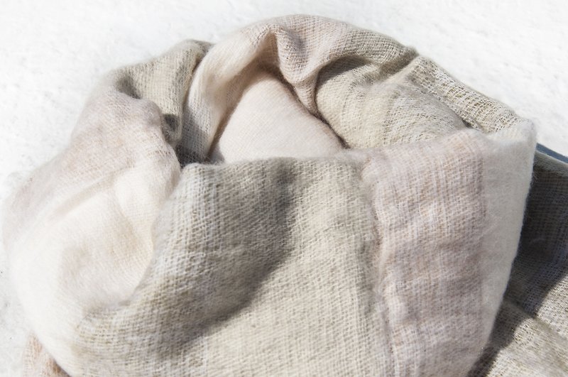 Pure wool shawl / knit scarf / knitted shawl / blanket / pure wool scarf / wool shawl - vanilla - ผ้าพันคอถัก - ขนแกะ 