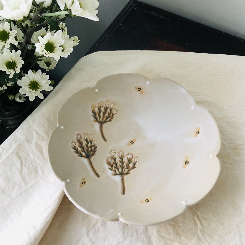 夏の花盛りプレート - 皿・プレート - 陶器 