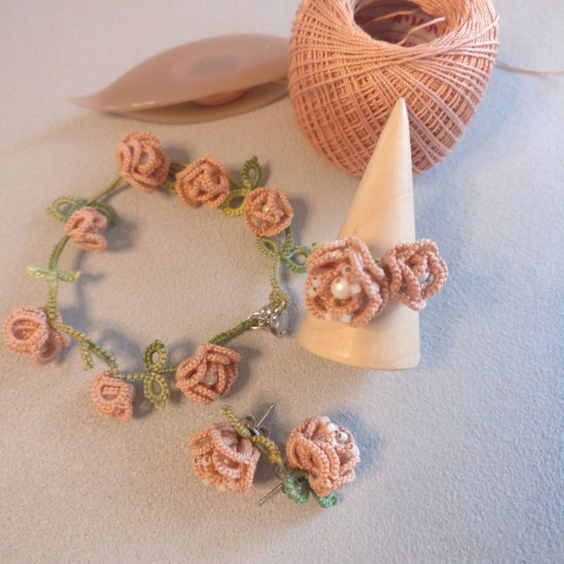 Tatting lace 3D flower bracelet, earrings and ring - Bracelets - Cotton & Hemp Pink