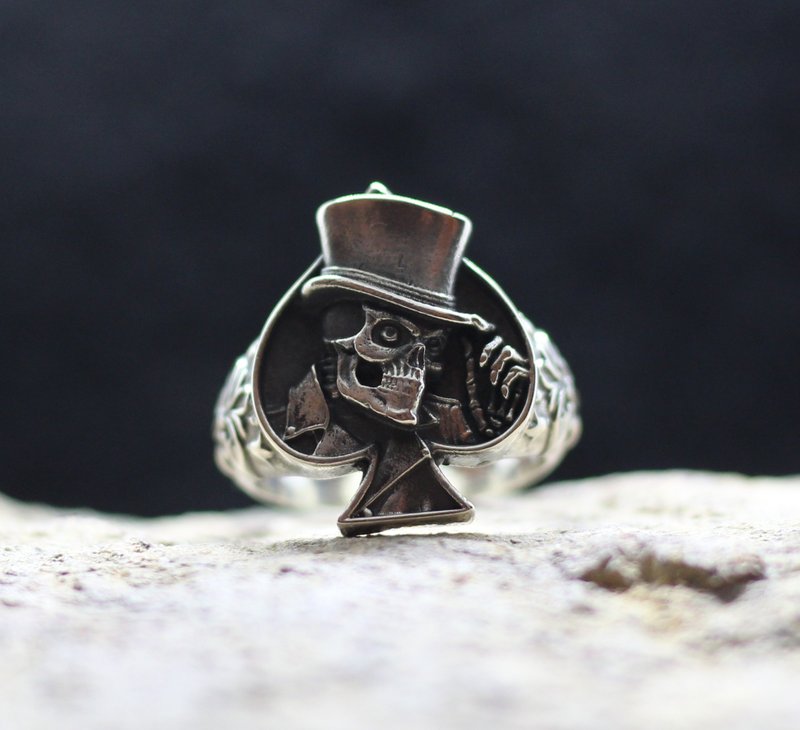 Poker lucky scull jewelry Ring. Spades scull ring. ANY SIZE. Card game symbol - 戒指 - 純銀 銀色